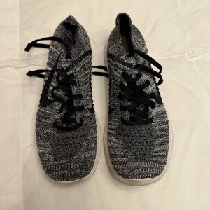 Nike Black and White Knit Sneakers